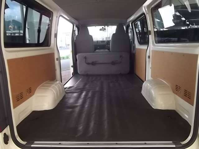 Toyota Hiace load space