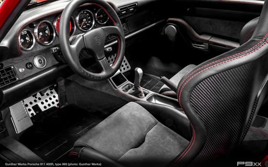Air-cooled Porsche 911: Interior of Gunther Werks 400R