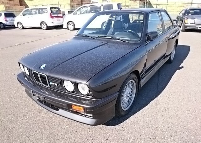 BMW M3: A 1988 BMW E30 M3 exported by Japan Car Direct