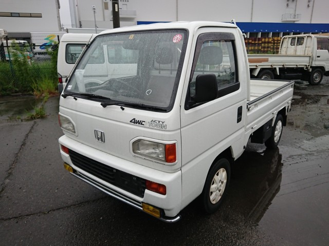 Kei trucks turbo cars excellent gas mileage durable recession beater 4wd rear diff lock 5 speed transmission A/C