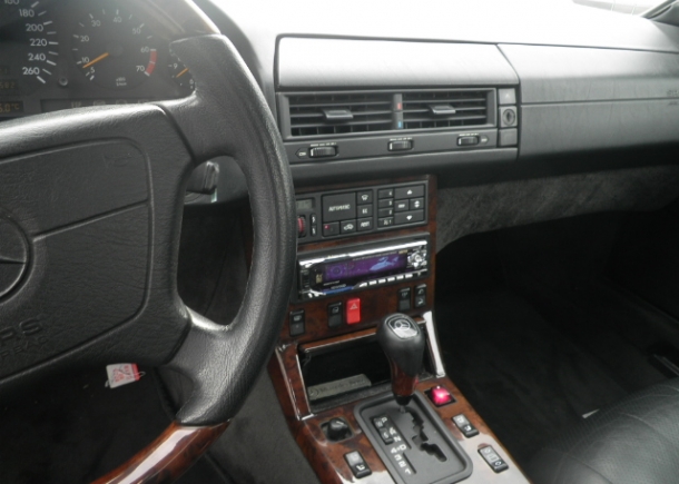 1996 SL500,burled walnut,steering wheel,air conditioning,audio system