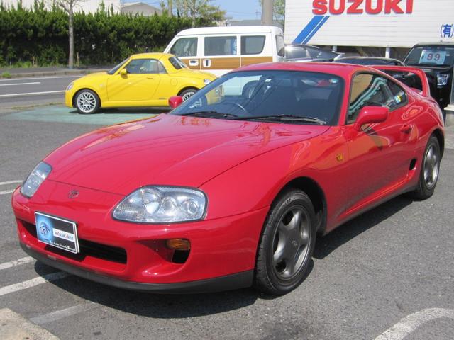 A JZS-140 Series Crown Majesta low mileage Japanese luxury car straight six engines
