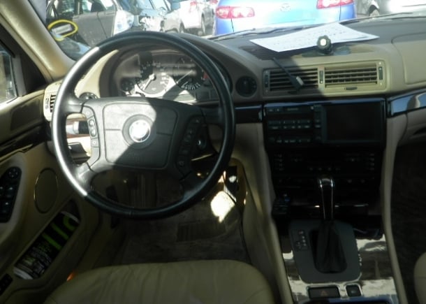 1997 BMW L7 cockpit