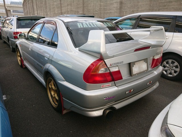 S and E Lancer Evo to NZ IN TEXT PHOTO 4. Mitsubishi Lancer GSR Evolution V from Japan. Imported direct from Japan via JCD