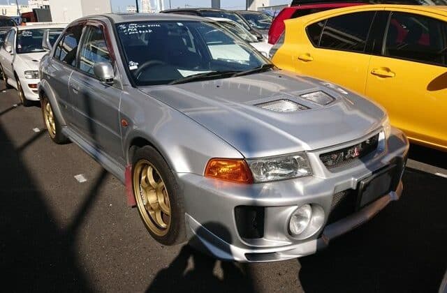 2-Lancer-GSR-Evolution-V-from-Japan.-Used-Japanese-Supercar-imported-to-New-Zealand-via-Japan-Car-Direct-640x456