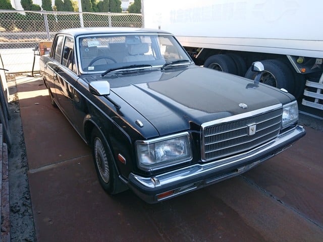 Toyota Century GZG50 import luxury car from  japanese vehicle auctions 