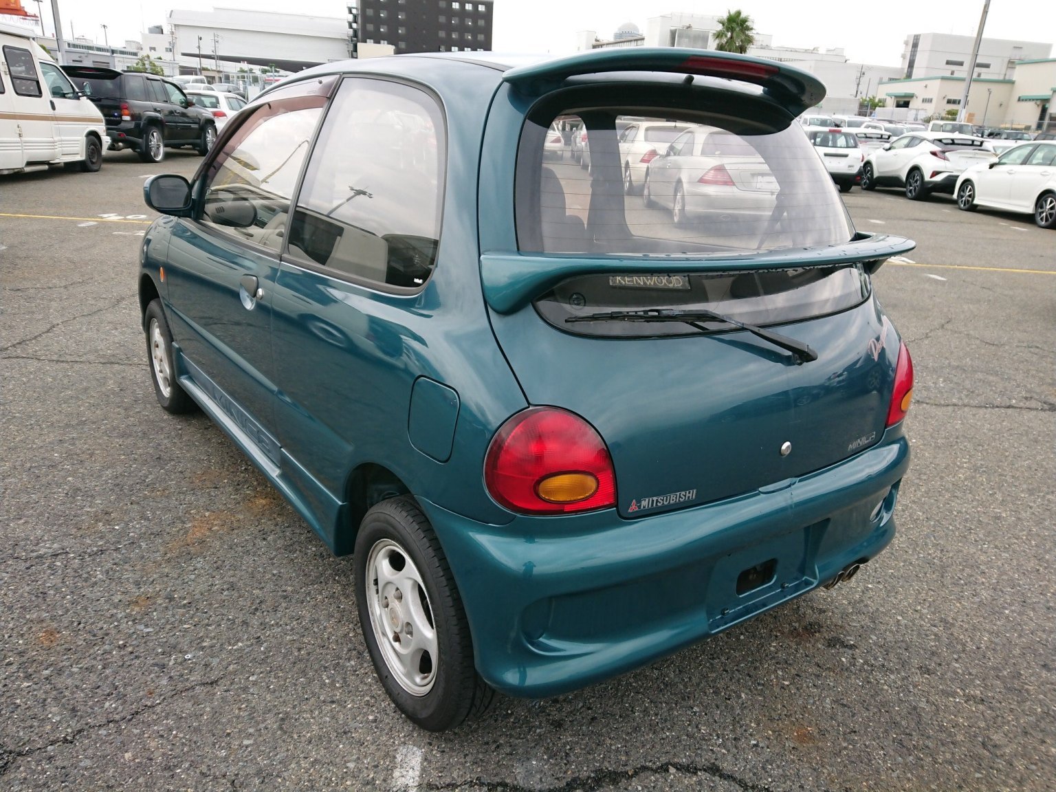 Mitsubishi minica dangan