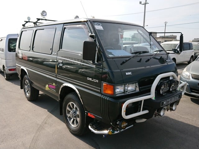 P25W P35W 4wd high clearance van off road skiing hiking camping excellent value low price 25 year rule dealer auctions