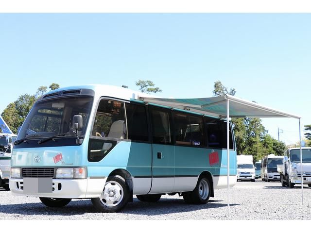 8.-Toyota-Coaster-Bus-Camper-Conversion