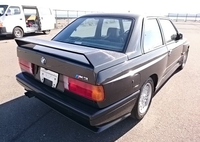 1988-BMW-E30-M3-exported-by-Japan-Car-Direct