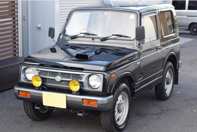 Suzuki-Jimny-The-True-Go-Anywhere-Car7