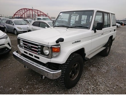 Excellent condition low mileage 4wd suv power performance import export japan