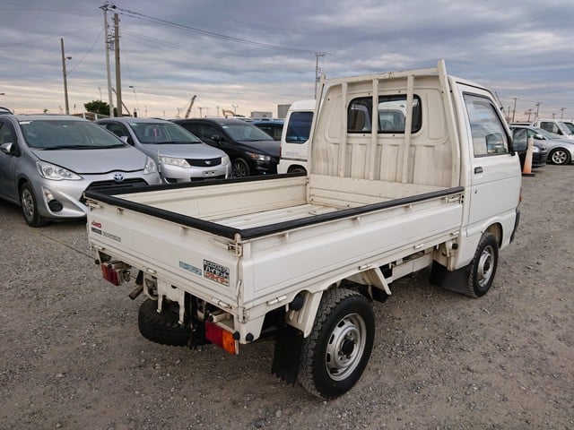 JDM 4wd Dump bed Kei Mini truck MT low mileage 25 years old USA import export auction climber diff lock