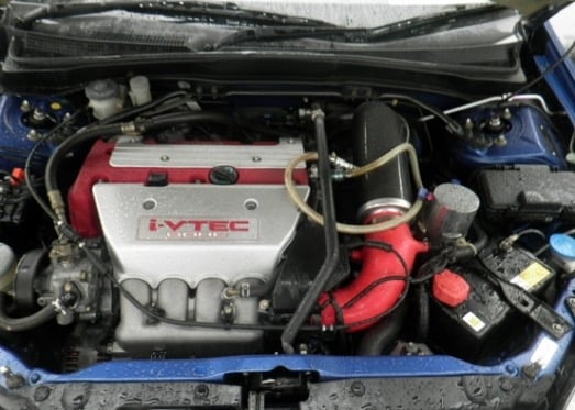 2.0-liter i-VTEC engine in JDM 2001 Honda Integra Type R exported by Japan Car Drive