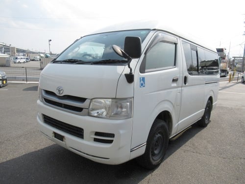 Toyota Regius Ace, Hiace, people carrier, light commercial vehicle, 4WD, accessible vehicle, van with disabled access, wheelchair tail lift, buy a car from Japan, auto parts from Japan, Japan Car Direct, Japan car auction