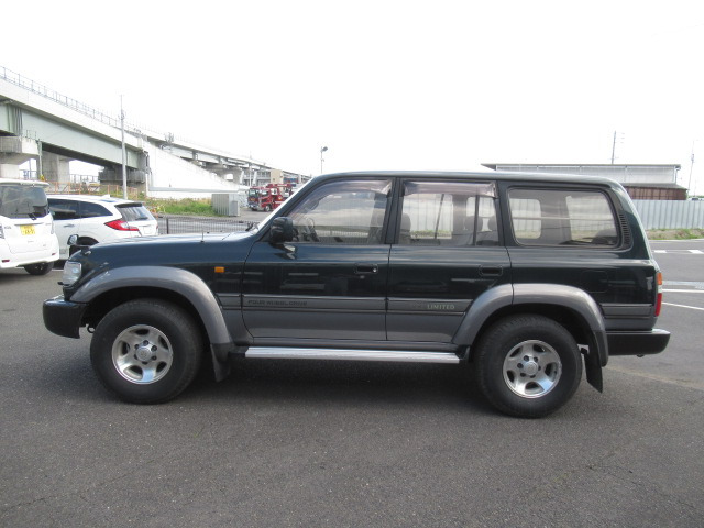 Toyota, Land Cruiser, Prado, auction car in Japan, auto Japan cars, buy a car from Japan, auto parts from Japan, four-wheel drive, offroad cars, JDM, Japan Domestic Market, Japan Car Direct