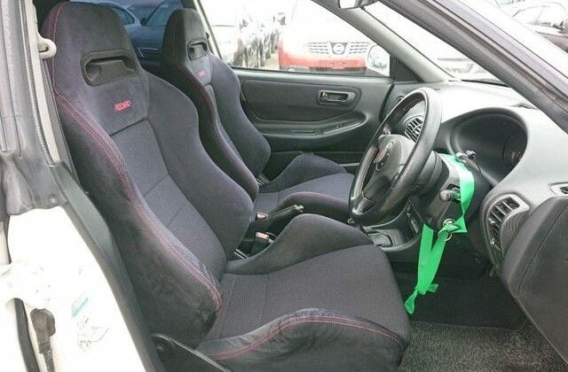 12-Integra-R-Type-imported-to-USA-from-Japan.-Clean-interior.-Car-bought-in-Japan-by-Japan-Car-Direct-640x456