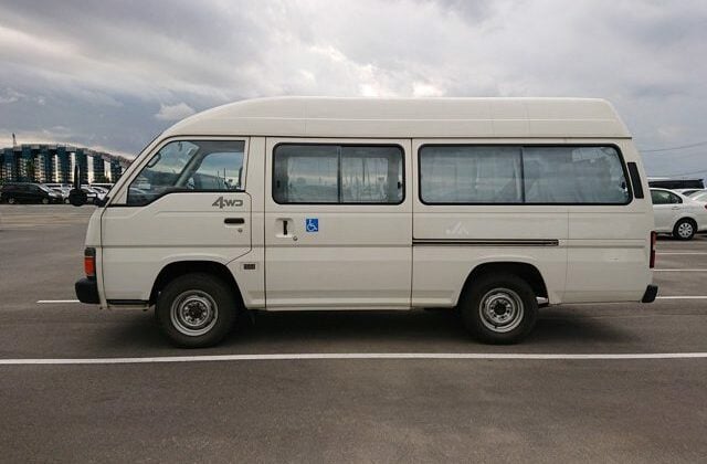 1994-Nissan-Homy-side-right-640x456
