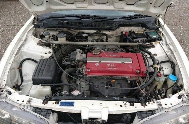 27-Integra-R-Type-import-from-Japan-to-USA-by-Japan-Car-Direct.-Low-miles-B18C-VTEC-engine.-Clean-car-640x456