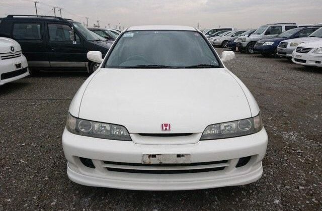 3-Integra-R-Type-from-Japan.-Used-Honda-Integra-DB8-to-USA-via-Japan-Car-Direct.-Low-Miles-Clean-Car-640x456