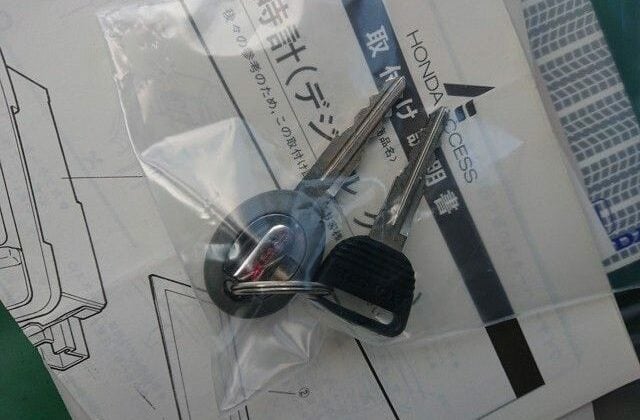 33-Integra-R-Type-import-from-Japan-to-USA-by-Japan-Car-Direct.-Spare-fresh-keys-come-with-car-640x456