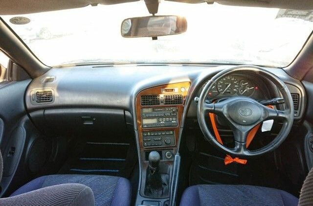8-Celica-GT-4-GT-Four-1994-from-Japan.-Reasonable-Price-Used-Japanese-Supercar.-True-Supercar-Interior-Layout-640x456
