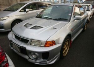 S-and-E-Lancer-Evo-to-NZ-IN-TEXT-PHOTO-6.-Mitsubishi-Lancer-Evolution-is-big-time-muscle-to-import-direct-from-Japan-640x456