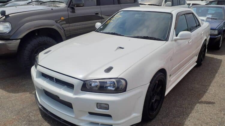 Nissan Skyline, Import Nissan Skyline, Japanese Car Auction, Used Nissan Skyline From Japan, Buy Used Cars From Japan, Skyline Export, Nissan Skyline Auction, Import JDM Cars, Skyline Japan, Japan Car Direct