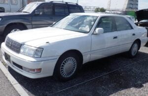 Toyota Crown, Japanese Luxury Sedan, Import Cars from Japan, Japan Car Auctions, Classic Toyota Models, Luxury Car Import, Toyota Crown For Sale, Japanese Executive Cars, Japan Auto Export, Japan Car Direct