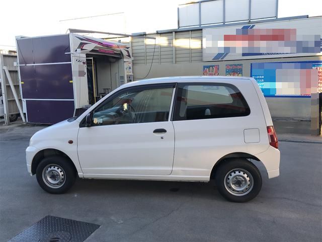 Mitsubishi Minica side view