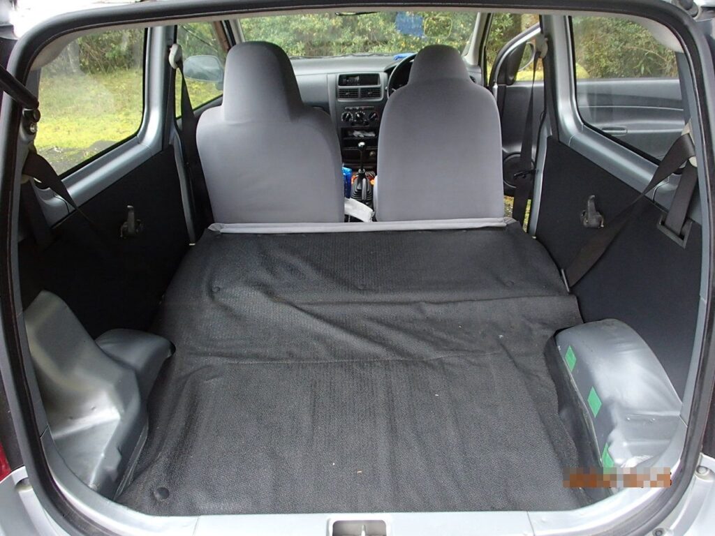 Daihatsu Mira trunk view