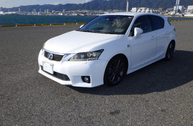 Lexus CT200h, Hybrid Hatchback, Luxury Compact, Fuel Efficiency, Japanese Engineering, Premium Design, Eco-Friendly Car, Japan Car Auctions, Reliable Performance, Japan Car Direct