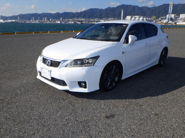 Lexus CT200h, Hybrid Hatchback, Luxury Compact, Fuel Efficiency, Japanese Engineering, Premium Design, Eco-Friendly Car, Japan Car Auctions, Reliable Performance, Japan Car Direct